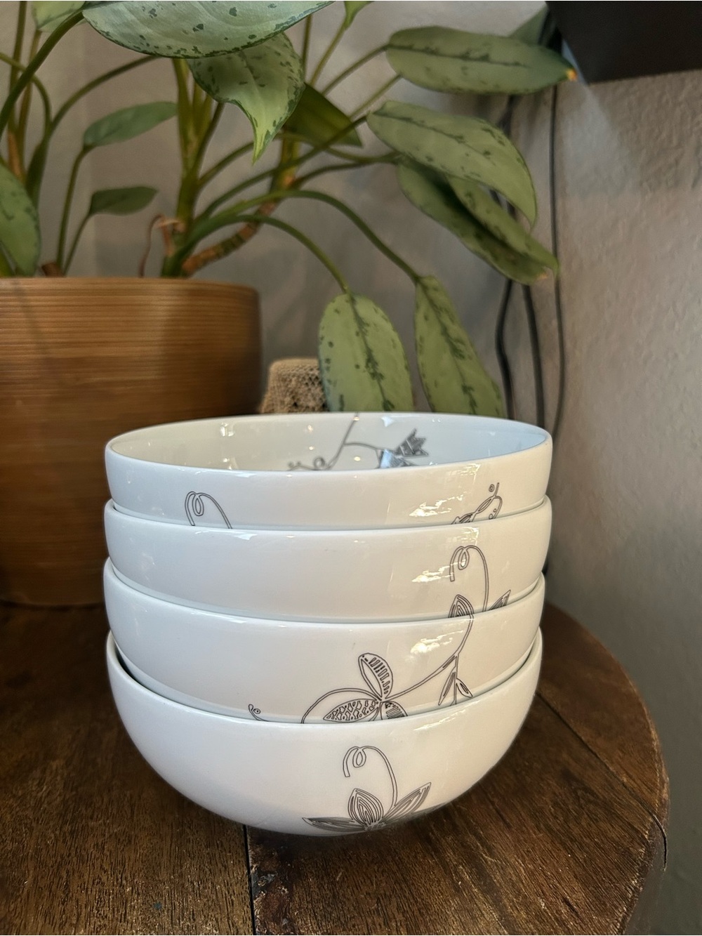 4 Crate And Barrel Kemi Cereal/soup Bowls Set Of 4 Pristine